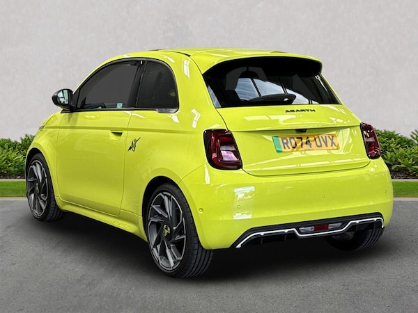 Used Abarth 500 2024 for sale - 76064433: Photo 2