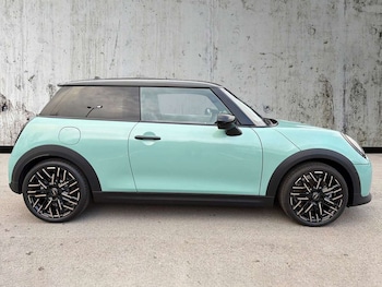 Used MINI Cooper 2025 for sale - 77851493: Photo
