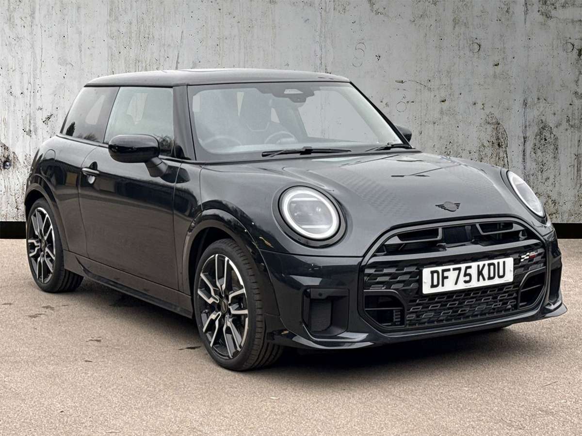 Used MINI Cooper 2025 for sale - 77556048: Photo 1