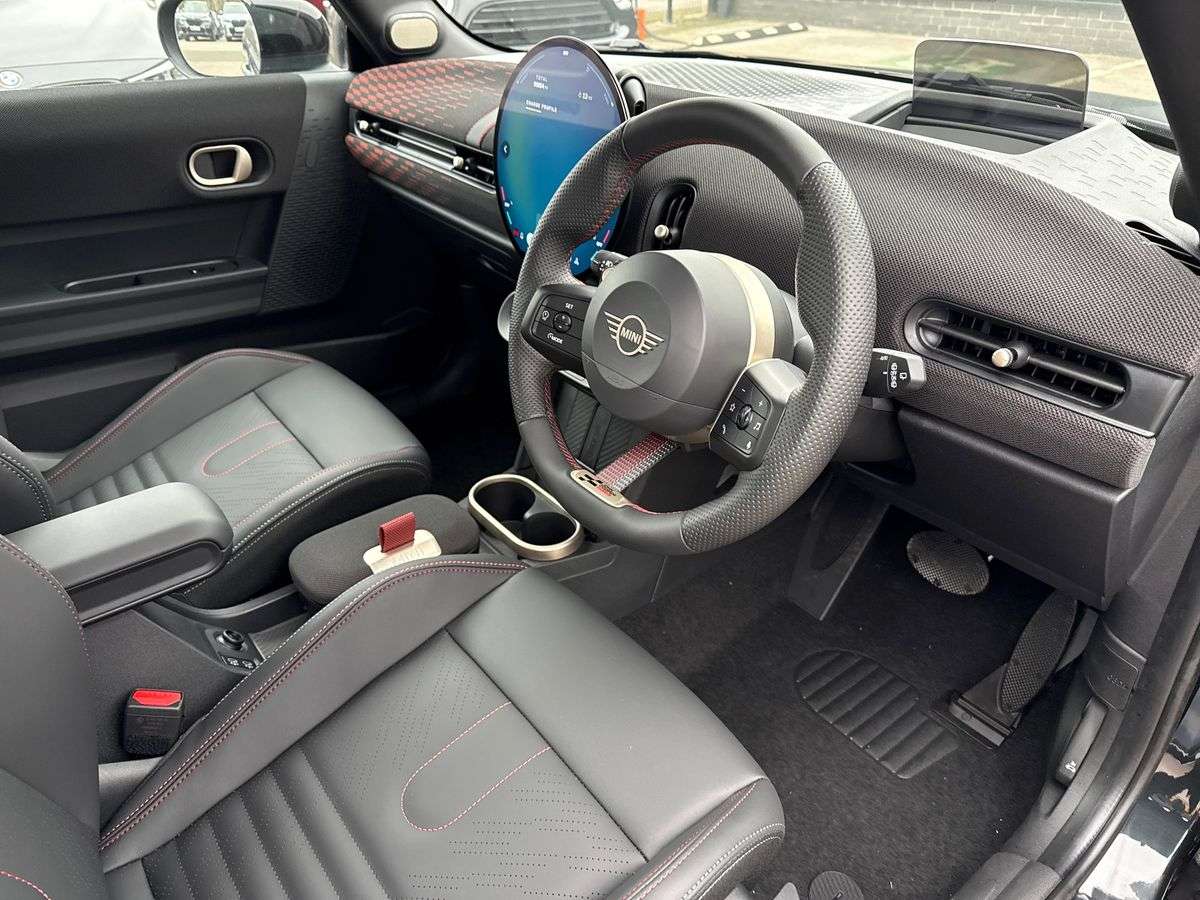 Used MINI Cooper 2025 for sale - 77556048: Photo 15