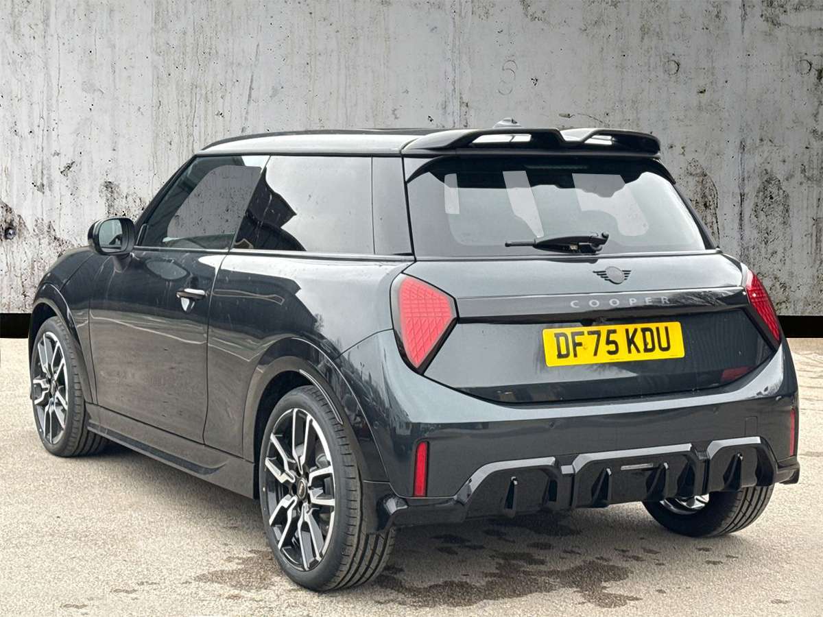 Used MINI Cooper 2025 for sale - 77556048: Photo 2