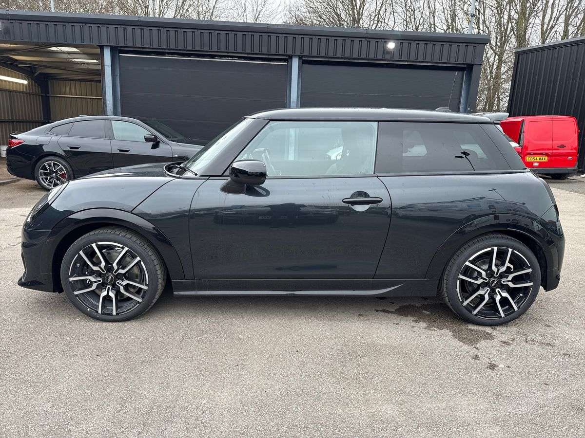 Used MINI Cooper 2025 for sale - 77556048: Photo 21