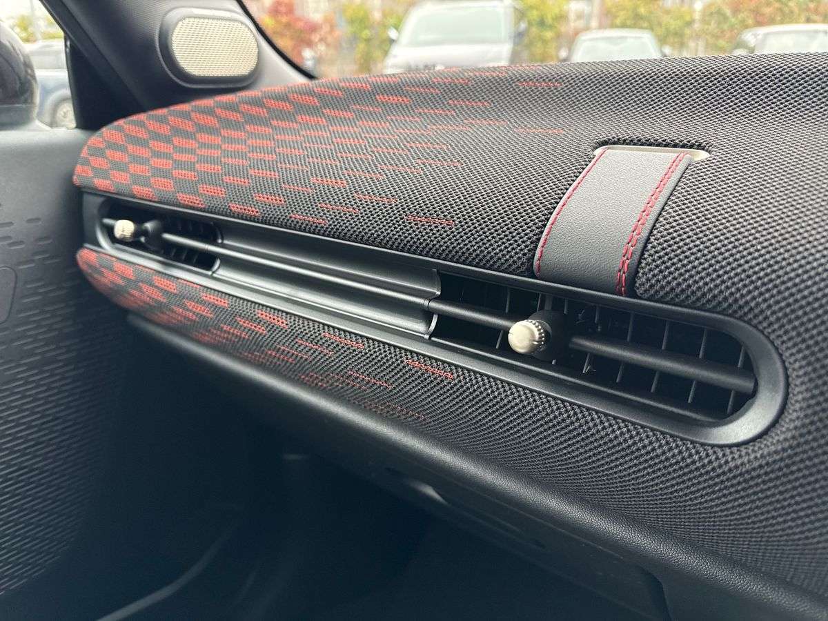 Used MINI Cooper 2025 for sale - 77556048: Photo 25