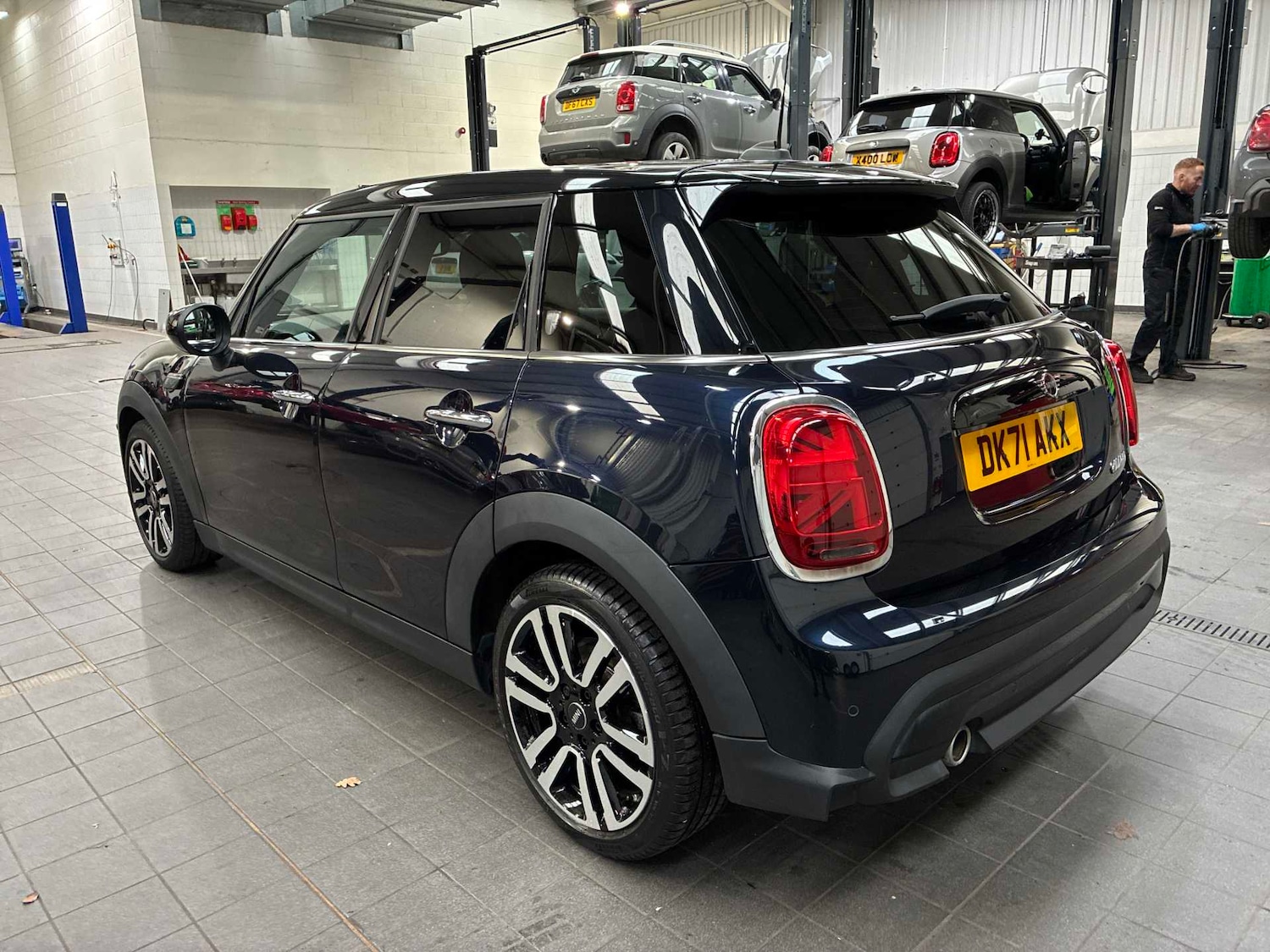 Used MINI Hatch 2021 for sale - 77069324: Photo 2