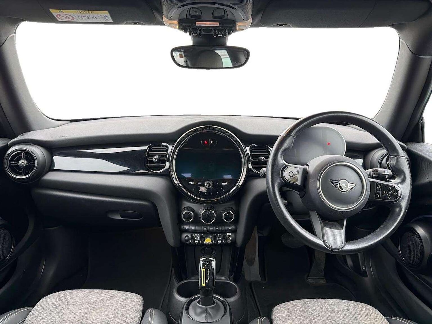 Used MINI Electric Hatch 2022 for sale - 76596401: Photo 8