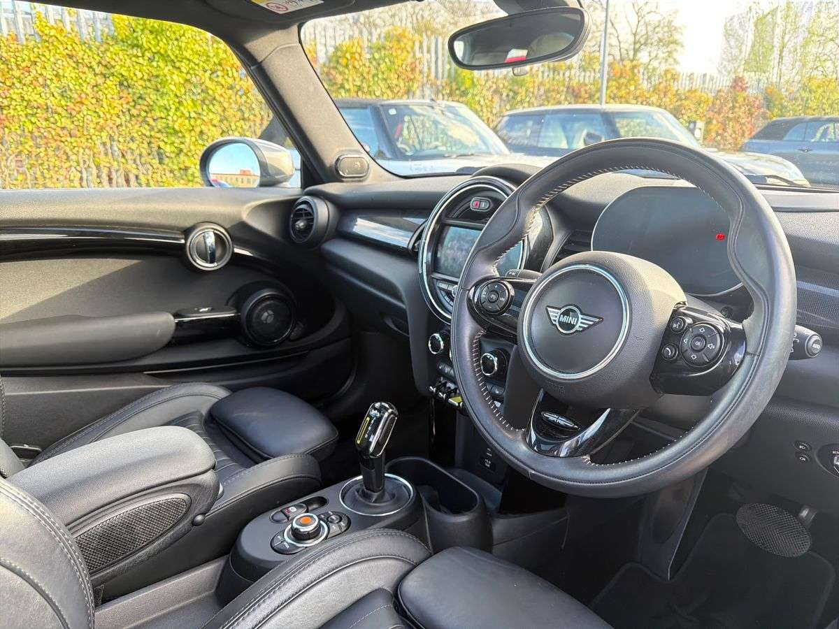 Used MINI Hatch 2021 for sale - 78210229: Photo 15