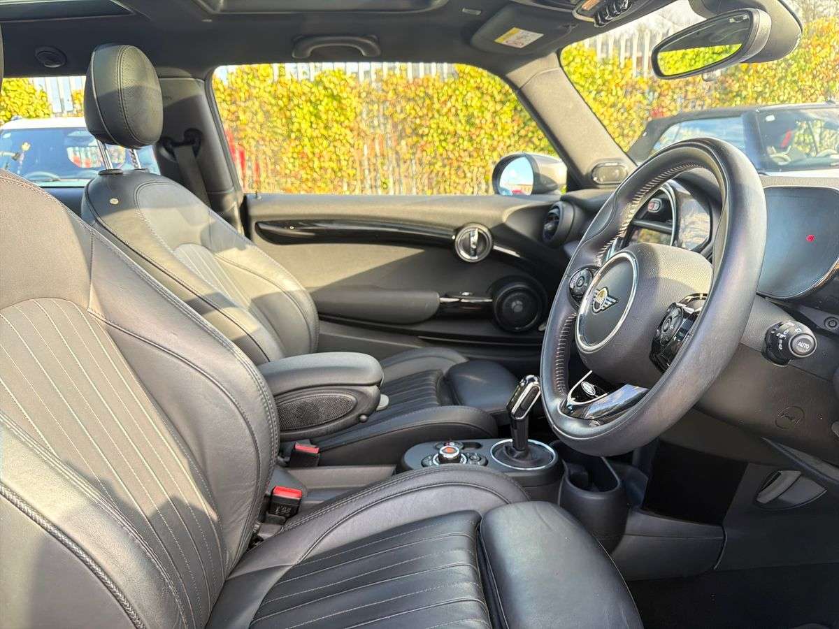 Used MINI Hatch 2021 for sale - 78210229: Photo 21