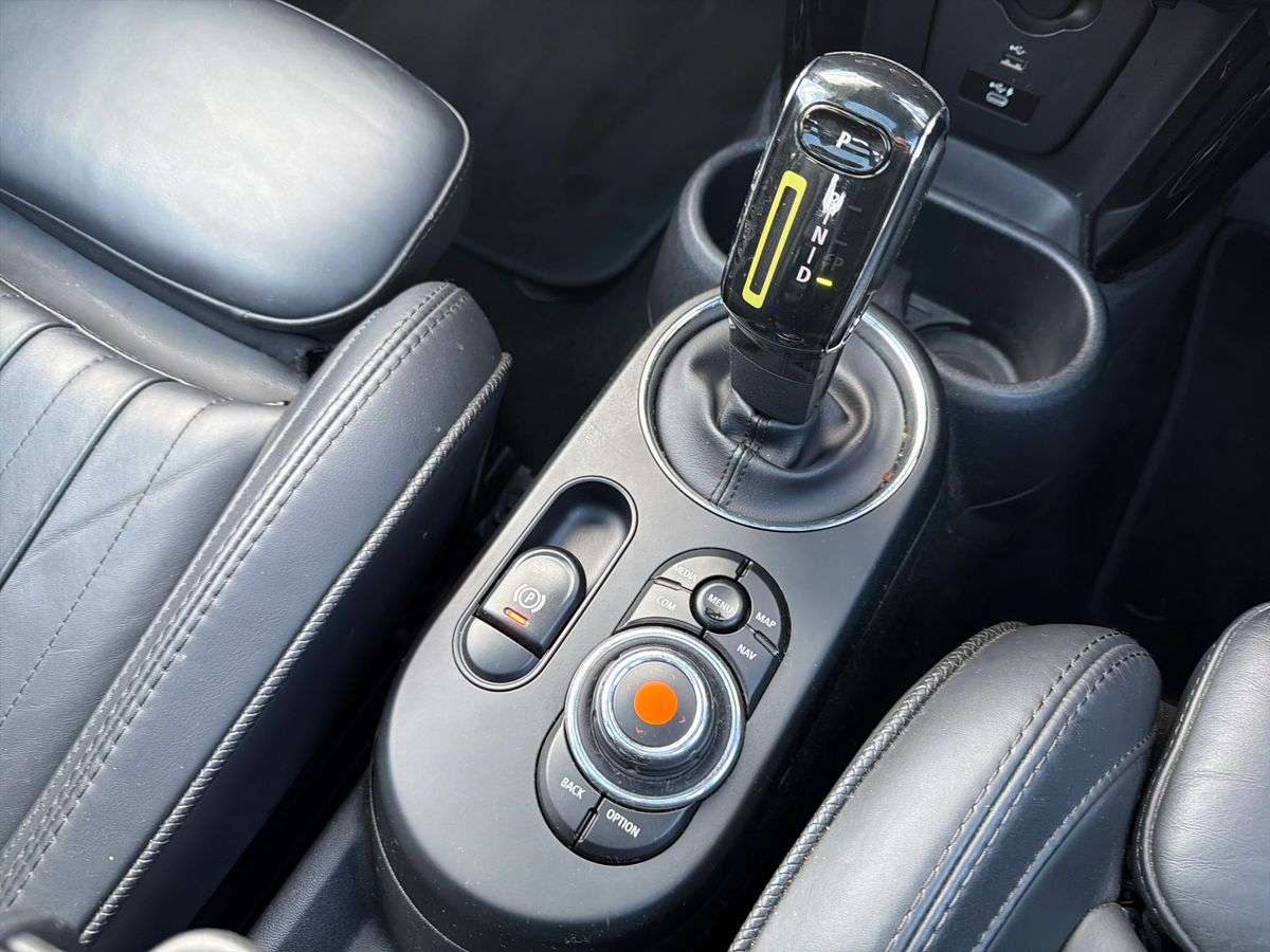 Used MINI Hatch 2021 for sale - 78210229: Photo 23