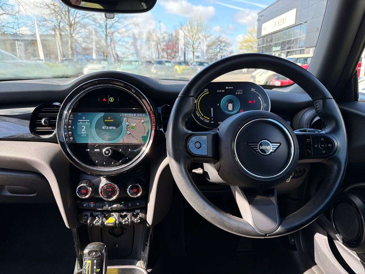 Used MINI Hatch 2022 for sale - 78196159: Photo 9