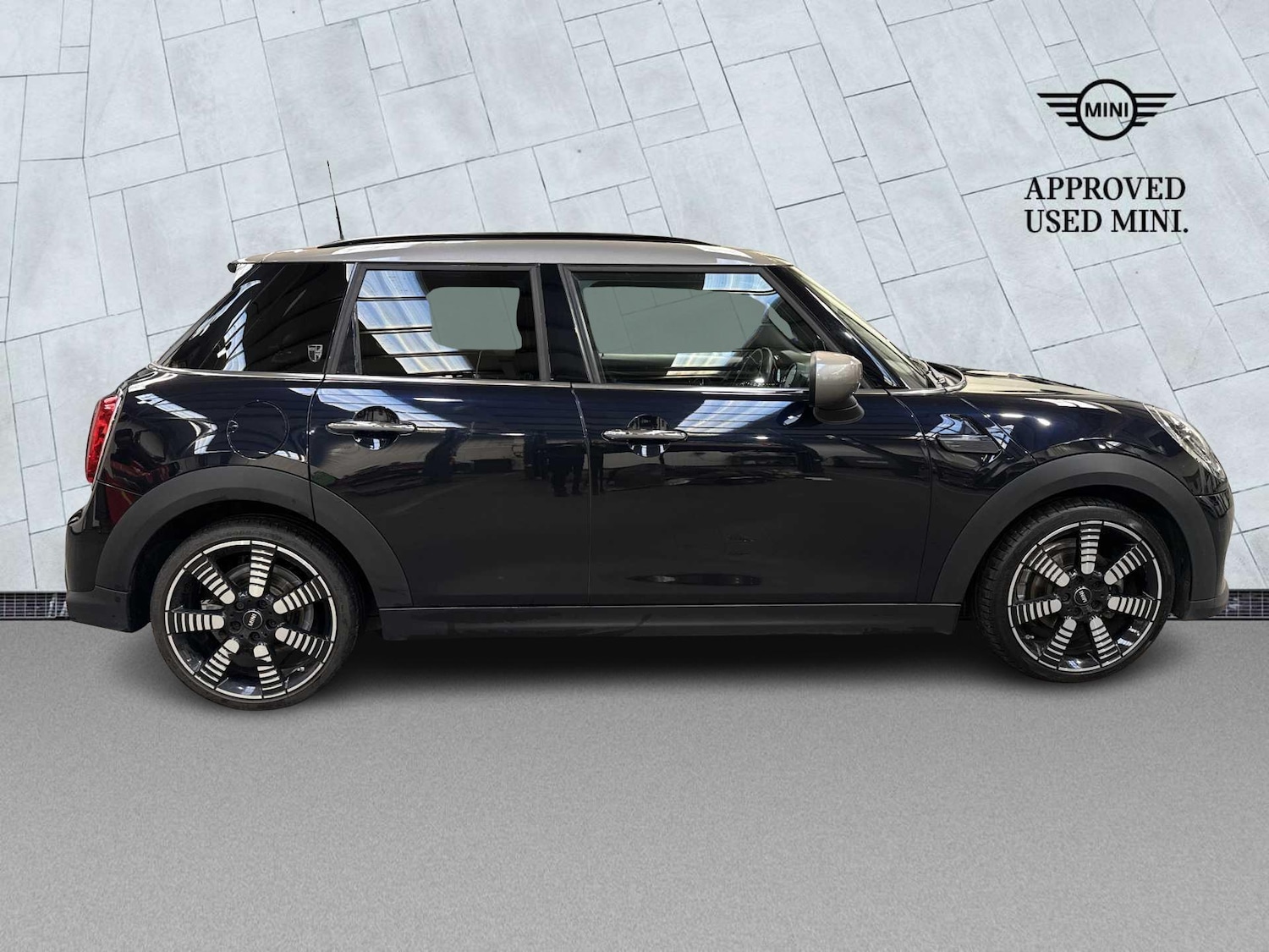 Used MINI Hatch 2022 for sale - 76706486: Photo 3
