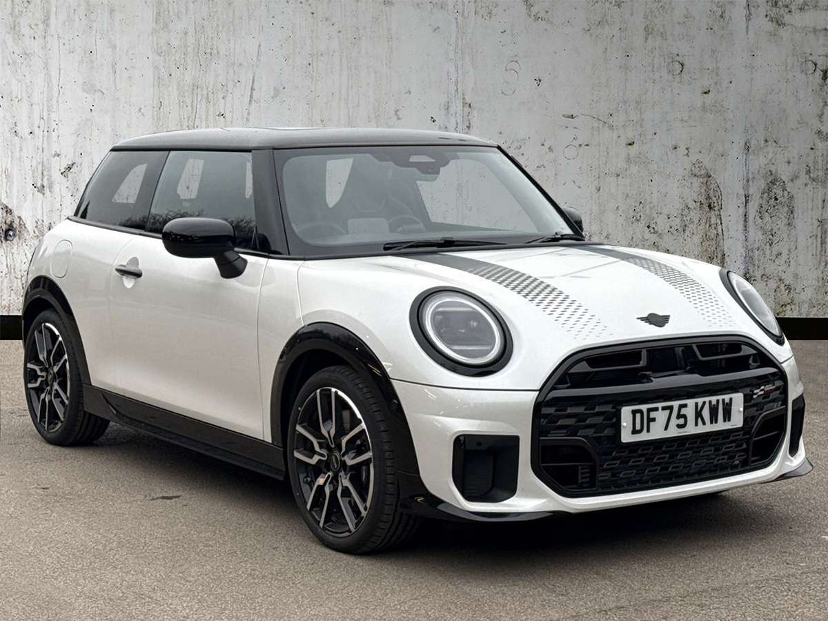 Used MINI Cooper 2025 for sale - 77556047: Photo 1