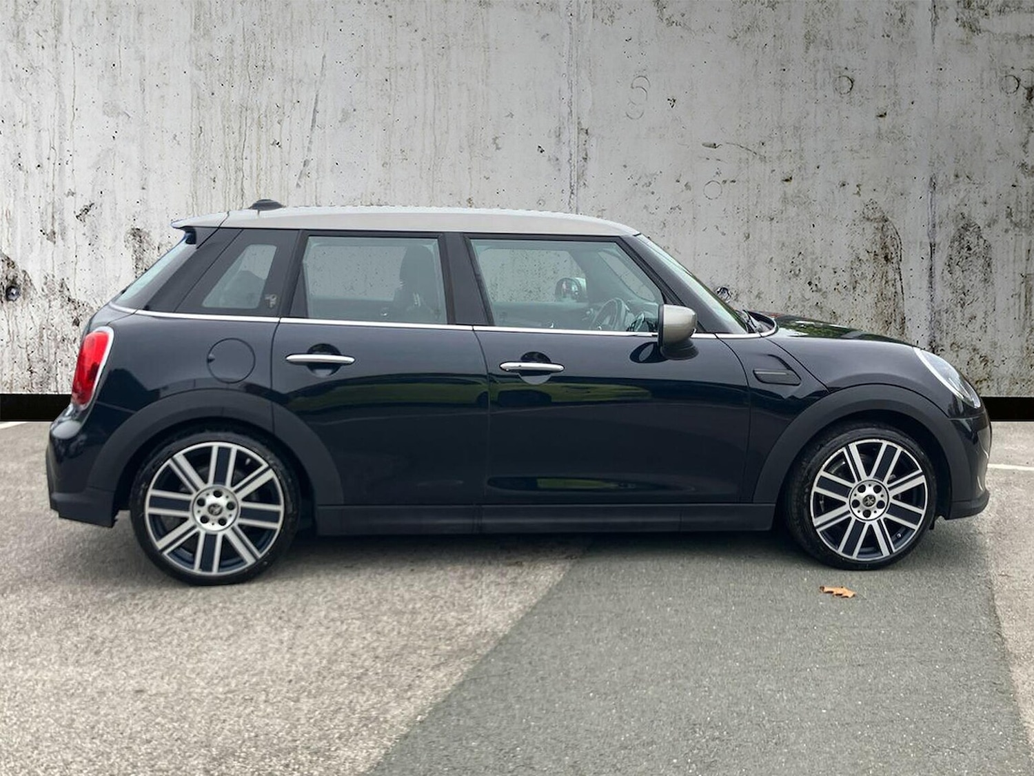Used MINI Hatch 2022 for sale - 76305358: Photo 3