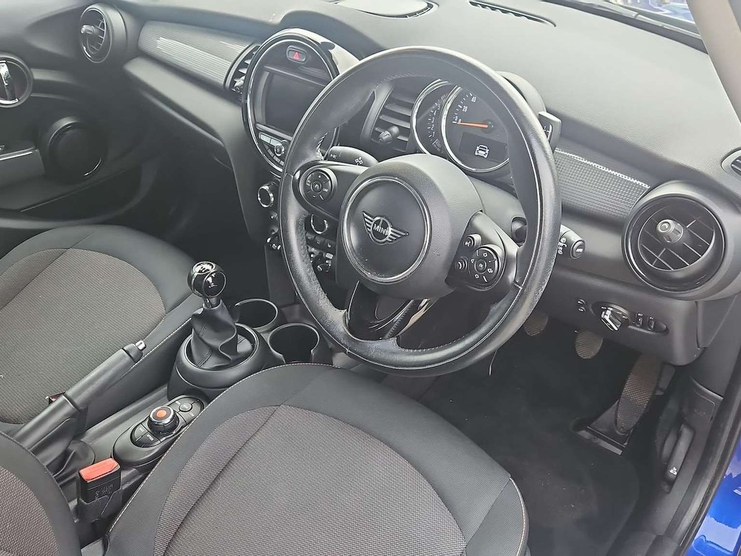 Used MINI Hatch 2019 for sale - 76596520: Photo 15