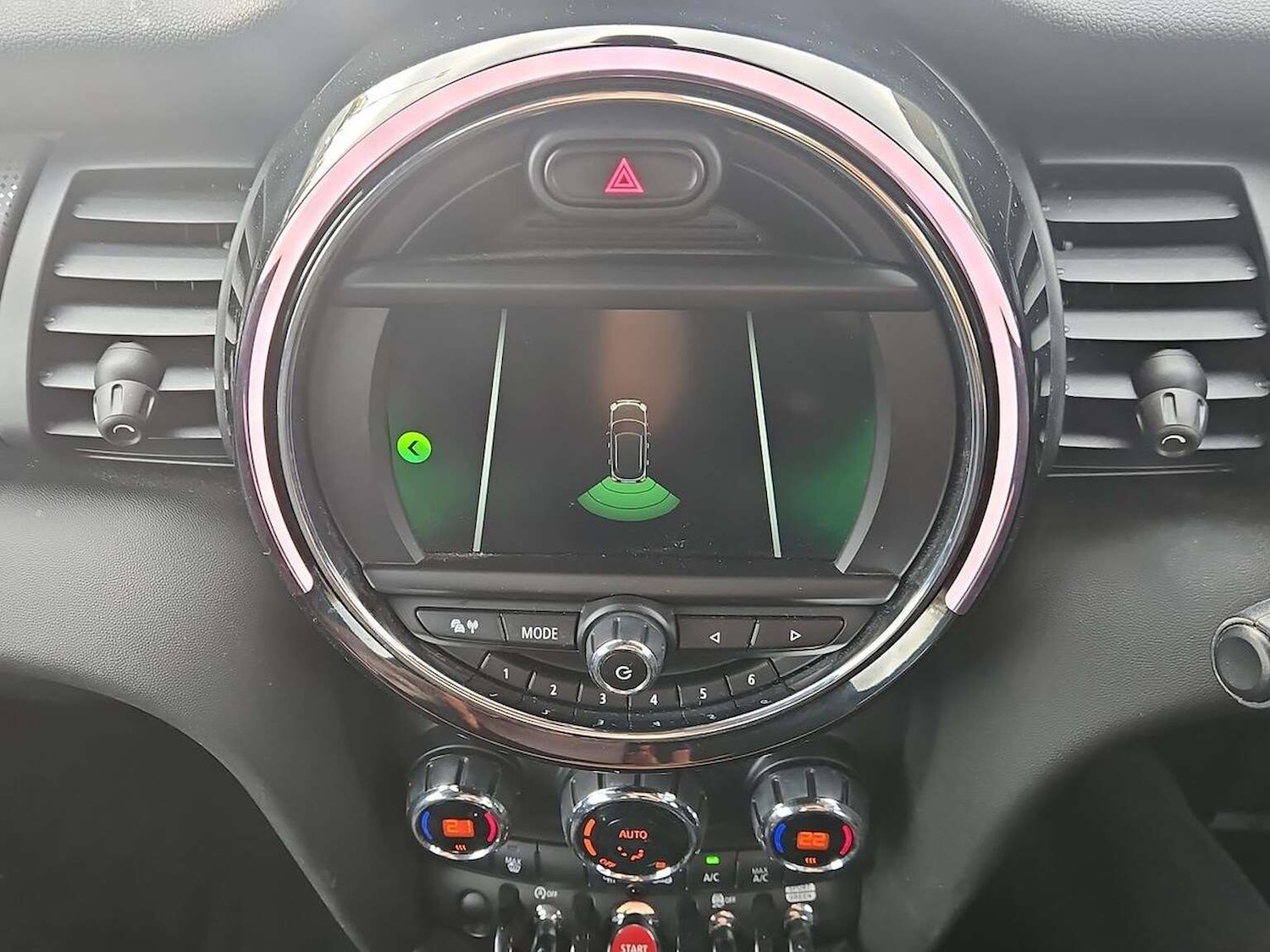 Used MINI Hatch 2019 for sale - 76596520: Photo 28