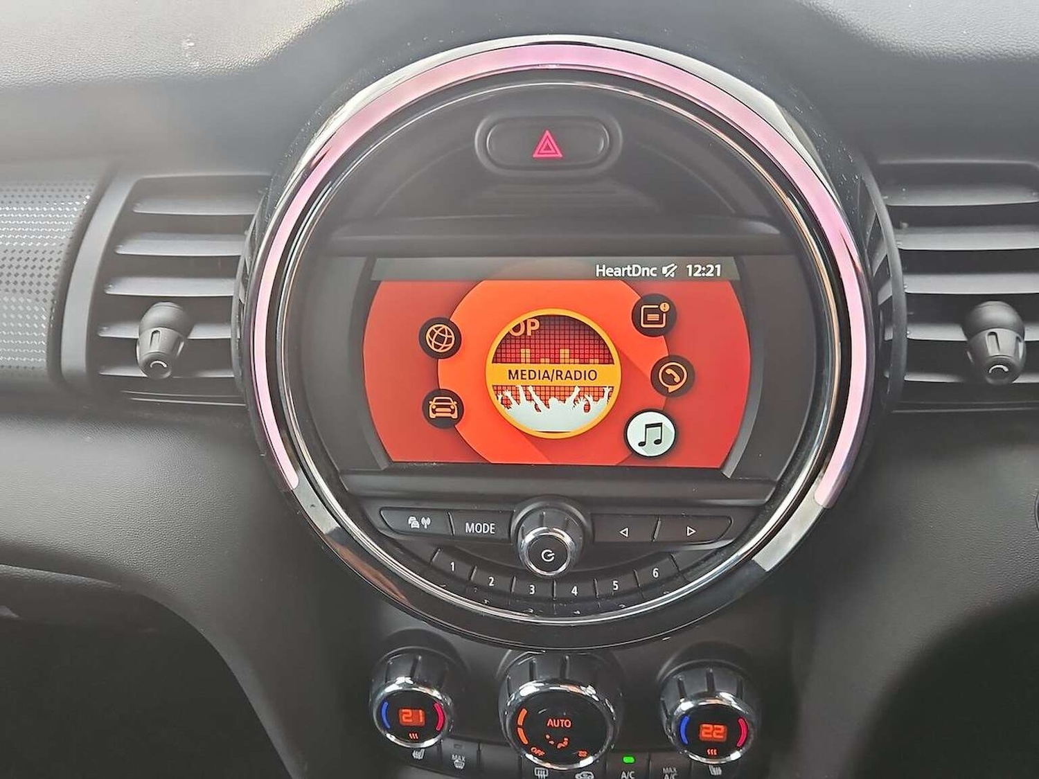 Used MINI Hatch 2019 for sale - 76596520: Photo 29