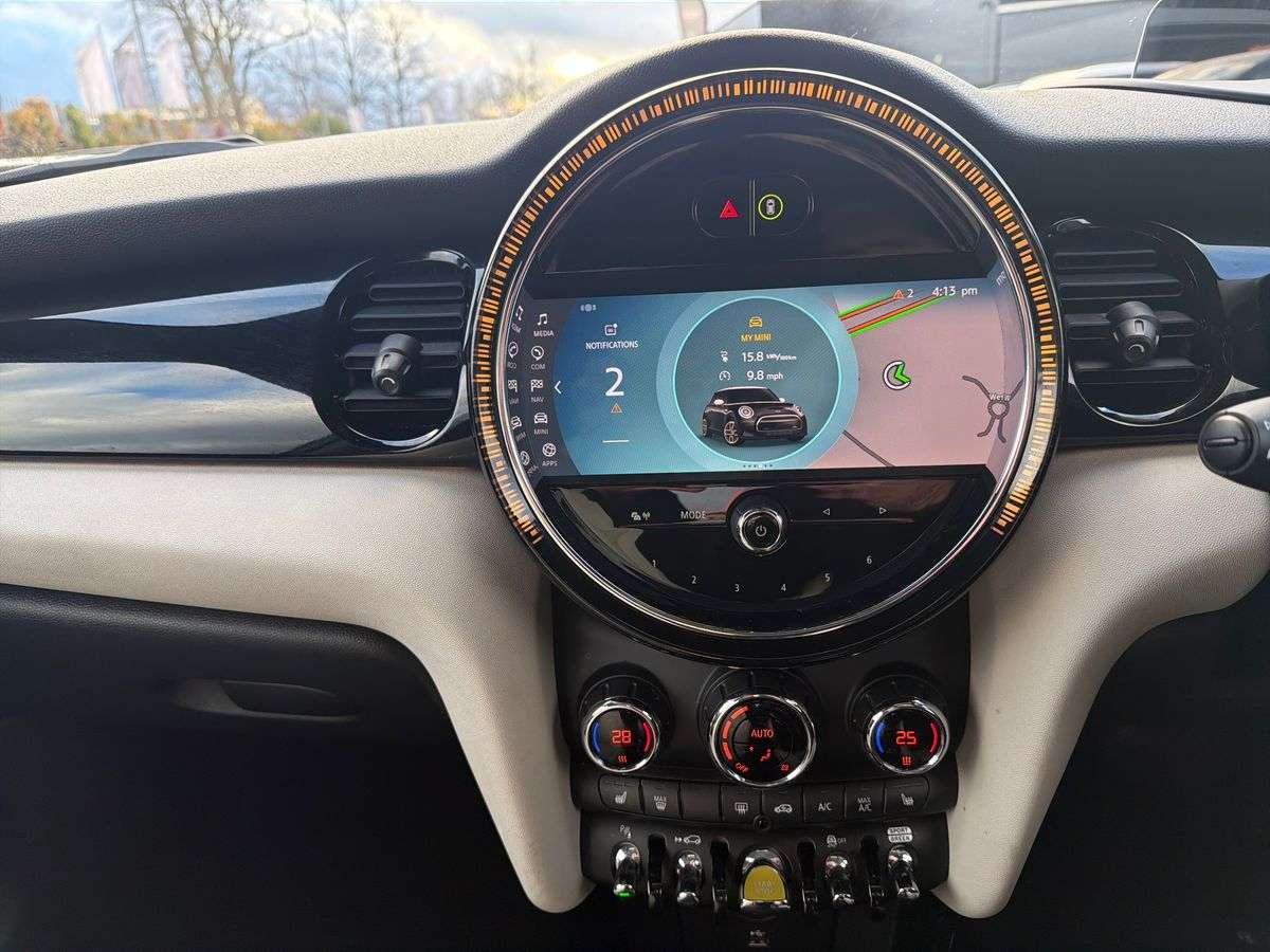 Used MINI Hatch 2022 for sale - 77980071: Photo 11