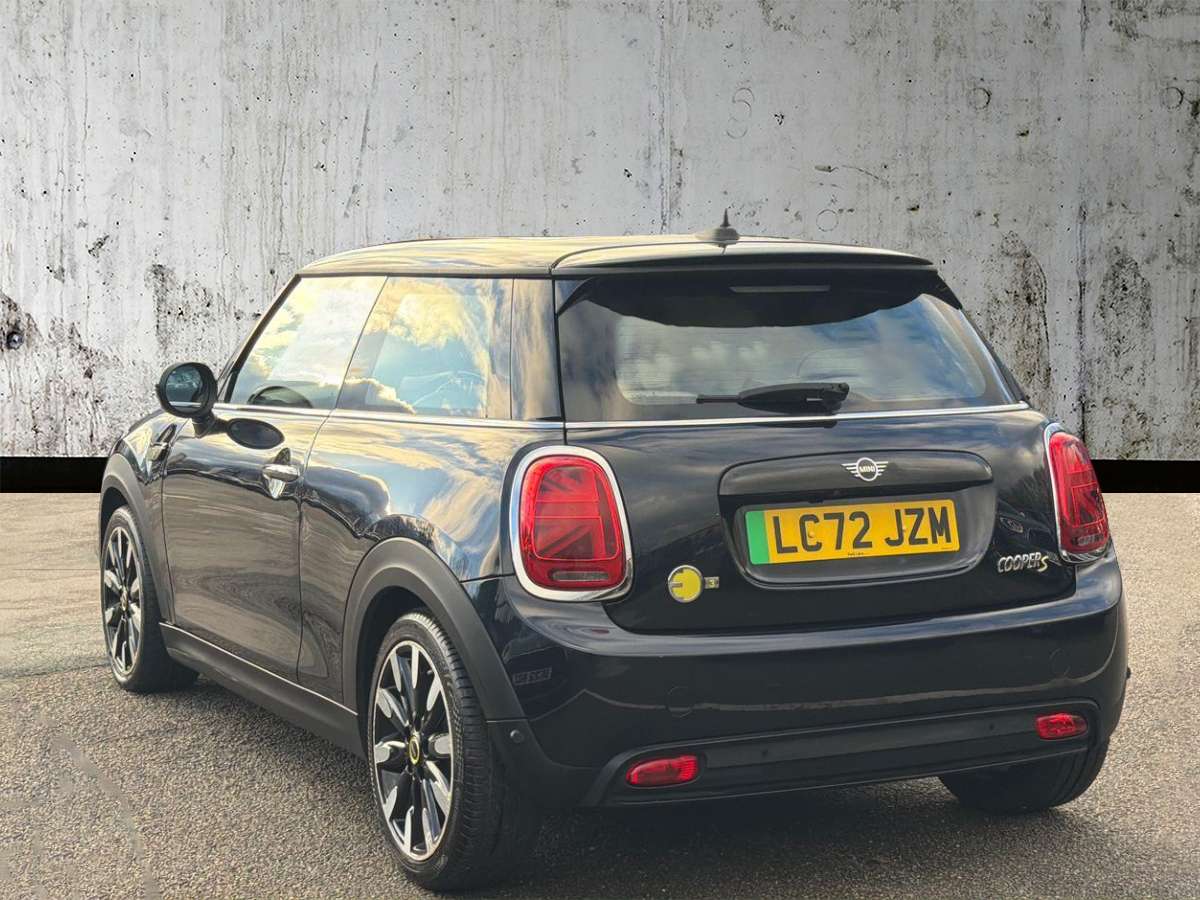 Used MINI Hatch 2022 for sale - 77980071: Photo 2