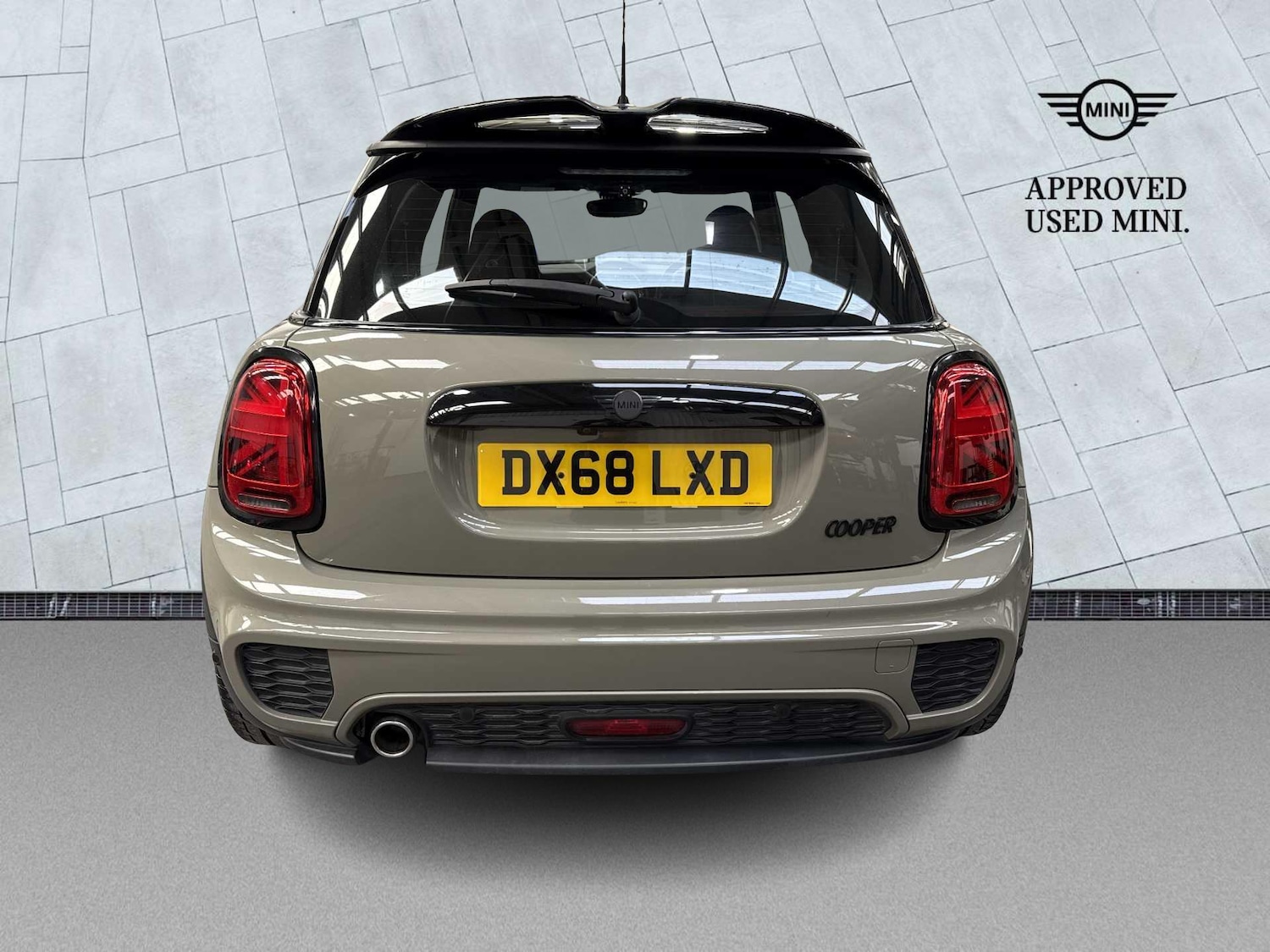 Used MINI Hatch 2019 for sale - 76736705: Photo 4