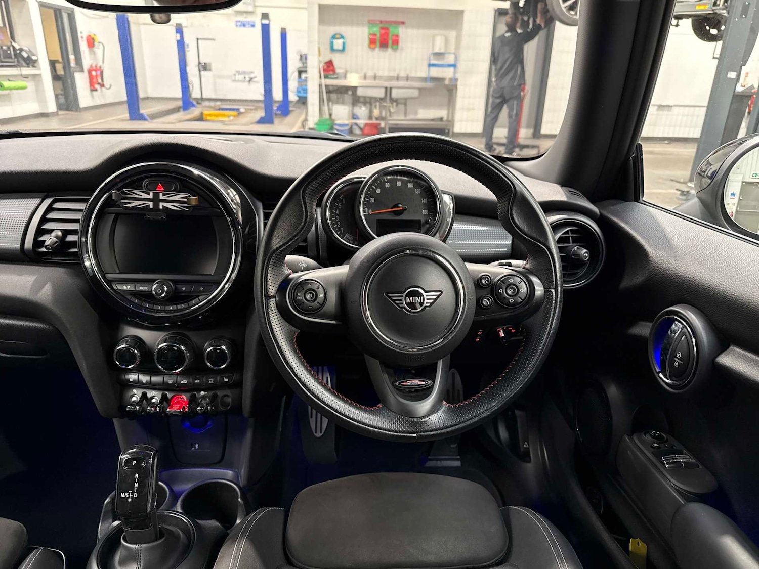 Used MINI Hatch 2019 for sale - 76736705: Photo 9