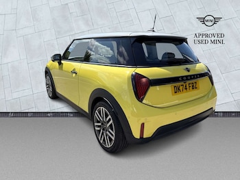 Used MINI Cooper 2024 for sale - 79216536: Photo