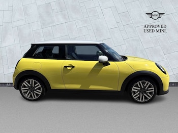 Used MINI Cooper 2024 for sale - 79216536: Photo
