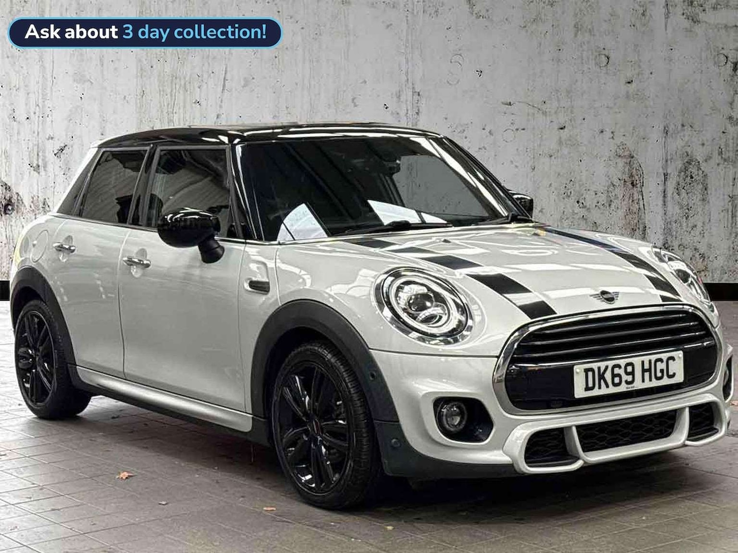 Used MINI Hatch 2019 for sale - 76596210: Photo 1