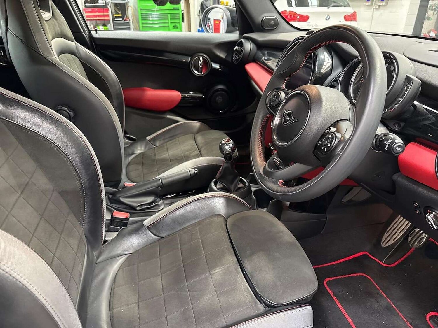 Used MINI Hatch 2019 for sale - 76596210: Photo 21
