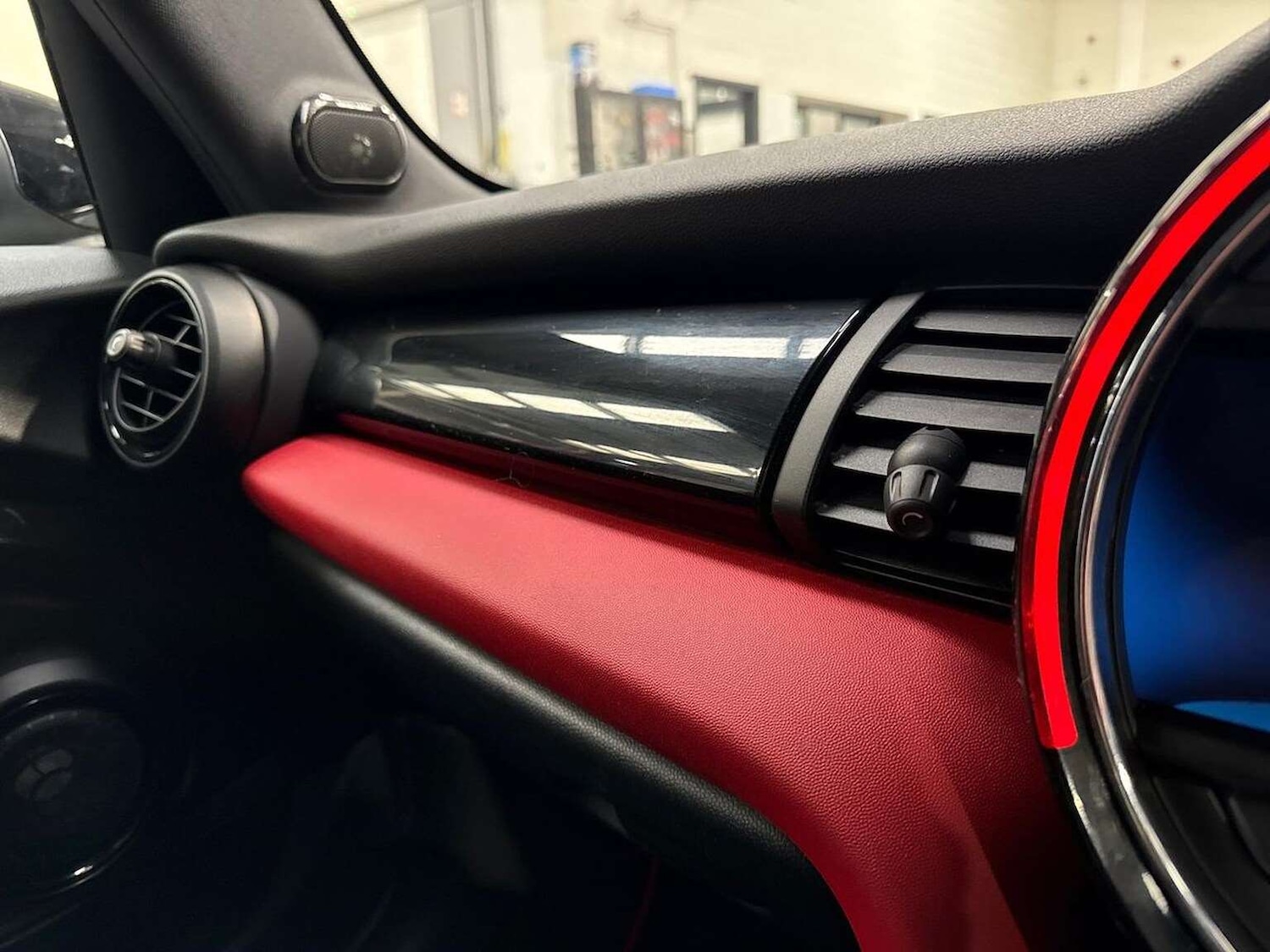 Used MINI Hatch 2019 for sale - 76596210: Photo 24