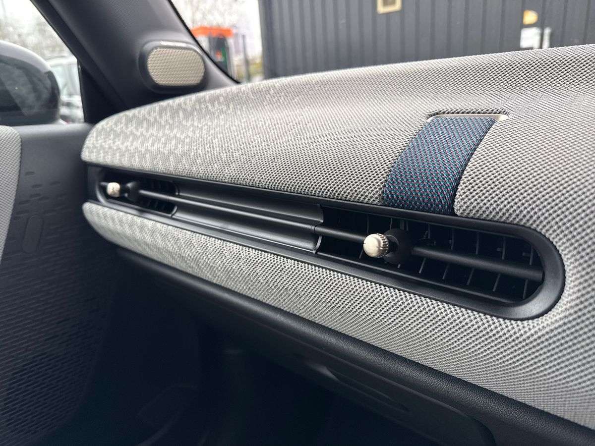 Used MINI Cooper 2025 for sale - 77916128: Photo 24