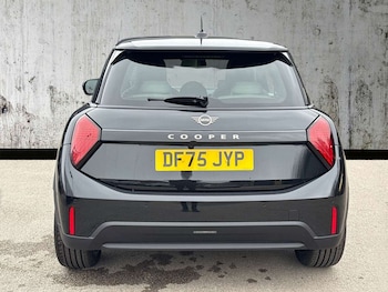Used MINI Cooper 2025 for sale - 77916128: Photo