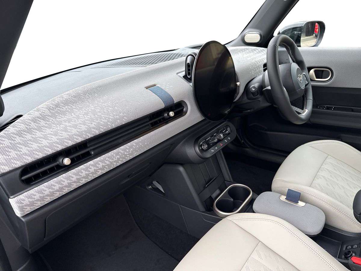 Used MINI Cooper 2025 for sale - 77916128: Photo 7