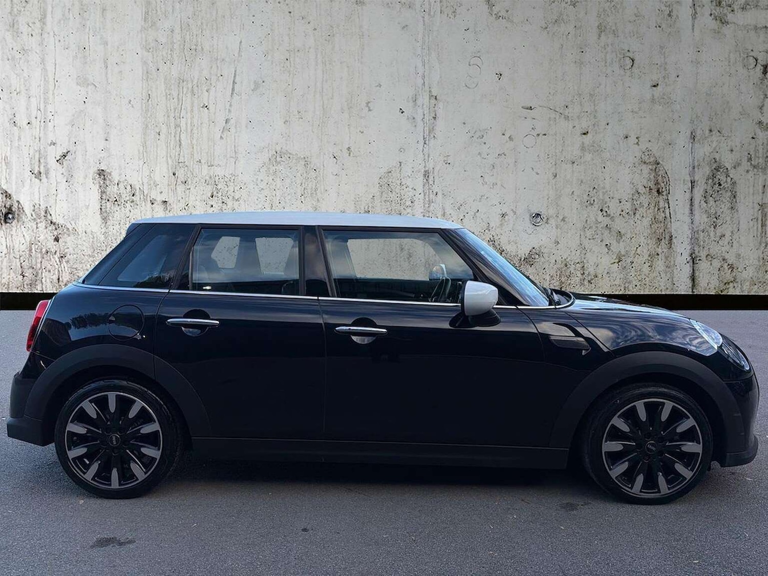 Used MINI Hatch 2022 for sale - 76596169: Photo 3