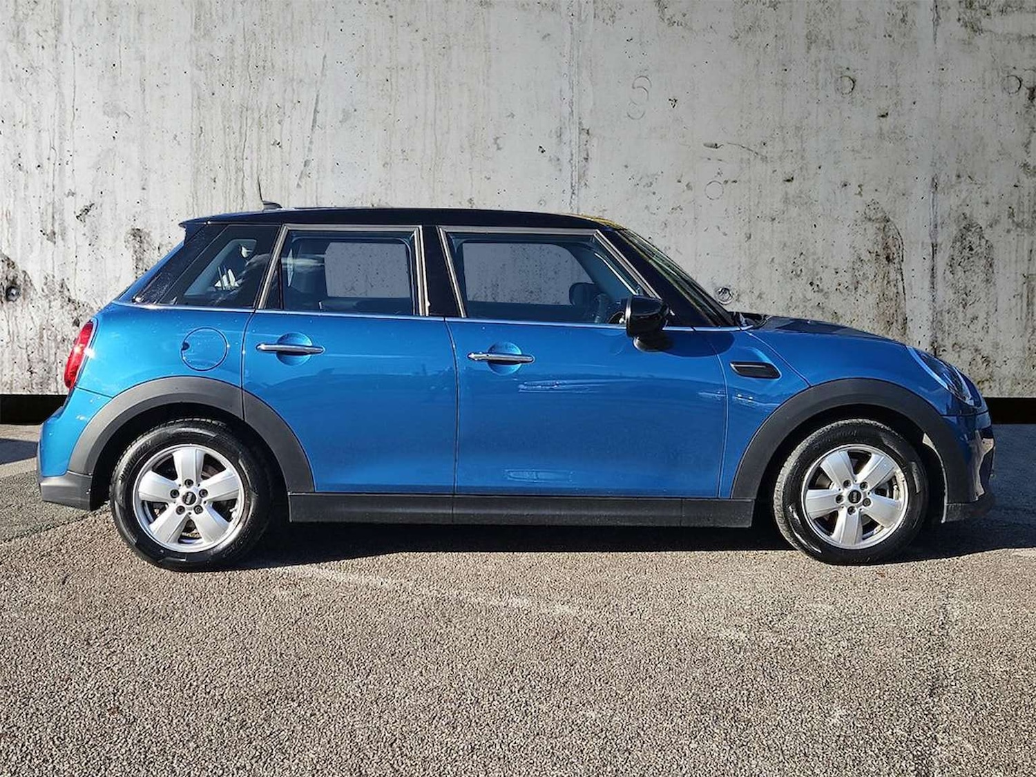 Used MINI Hatch 2022 for sale - 76596181: Photo 3