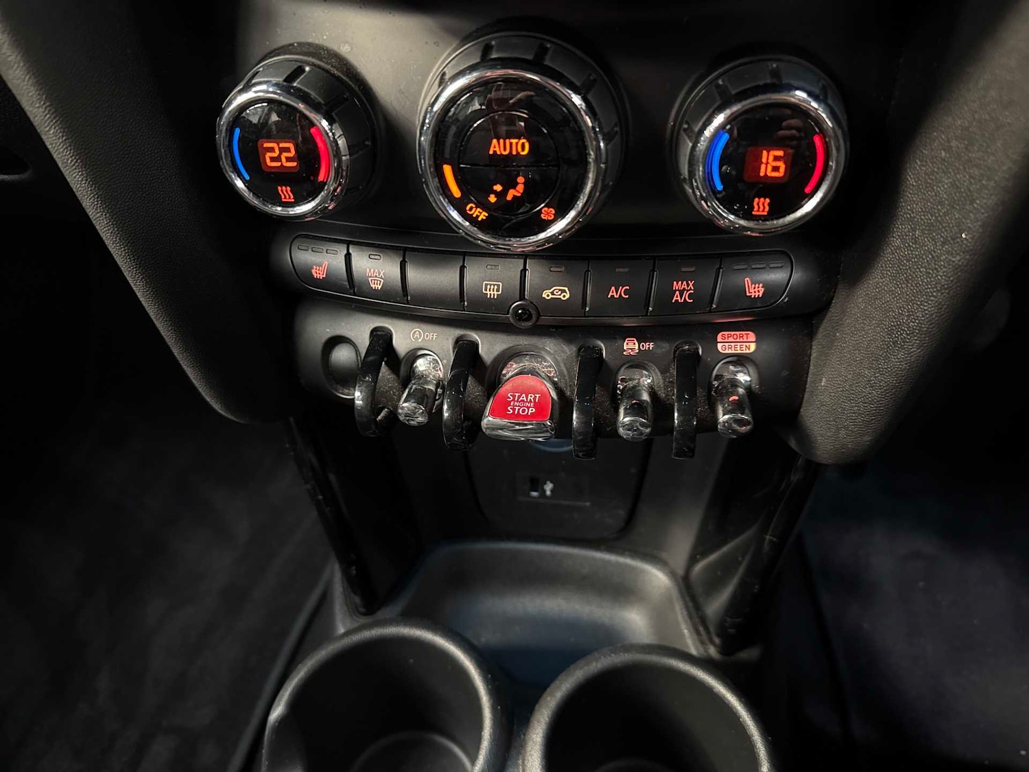 Used MINI Hatch 2023 for sale - 76694635: Photo 12