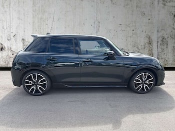 Used MINI Cooper 2025 for sale - 79649993: Photo