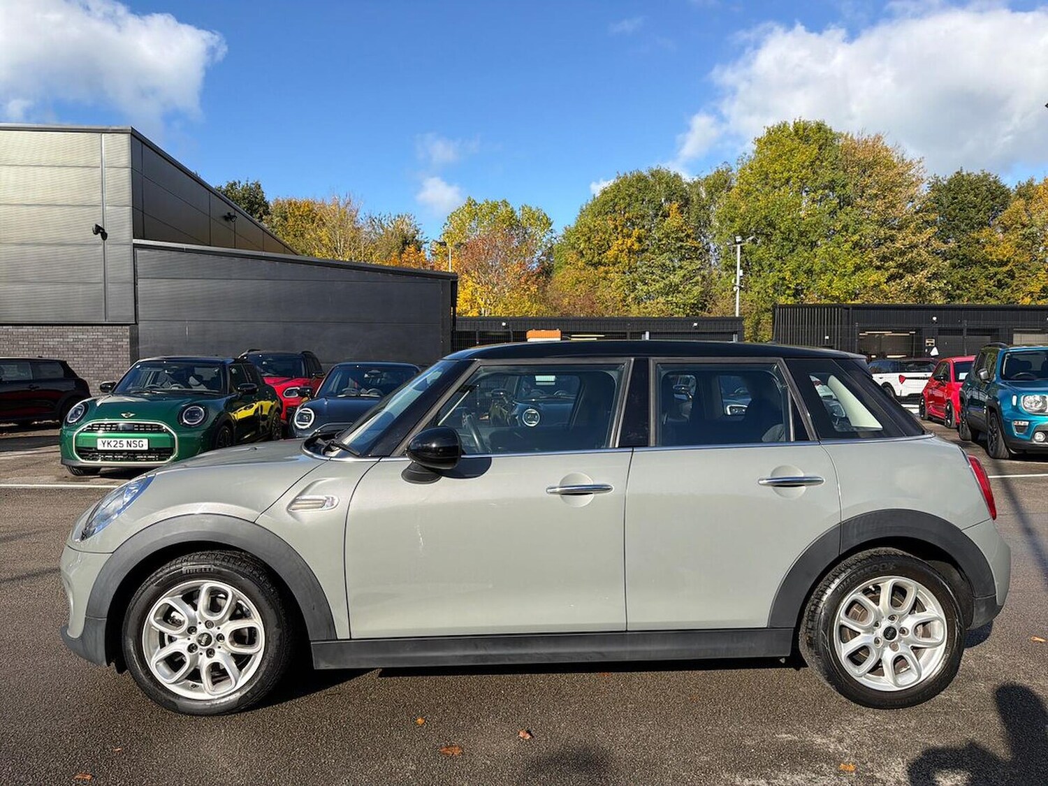Used MINI Hatch 2017 for sale - 76376819: Photo 19