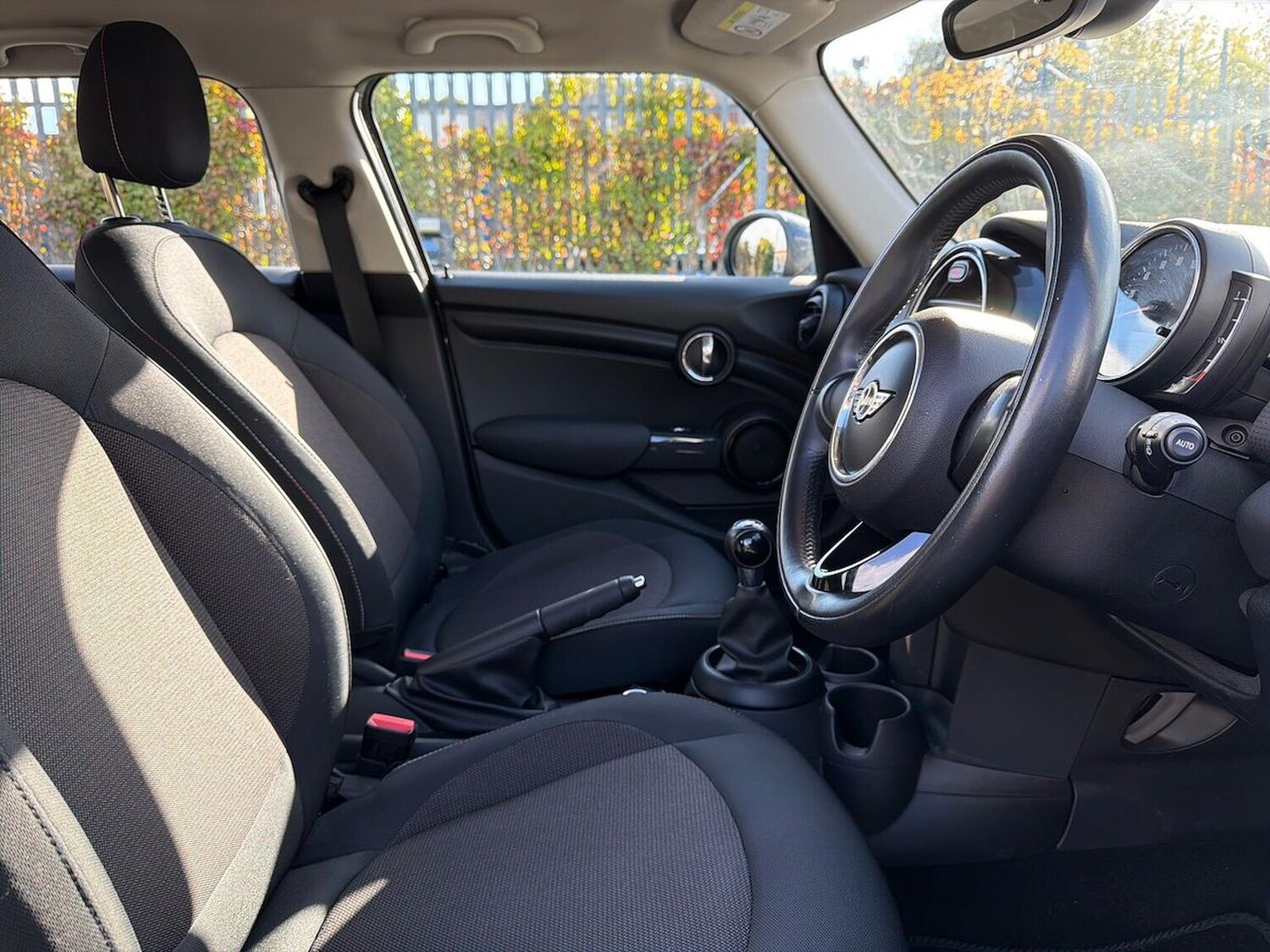 Used MINI Hatch 2017 for sale - 76376819: Photo 21