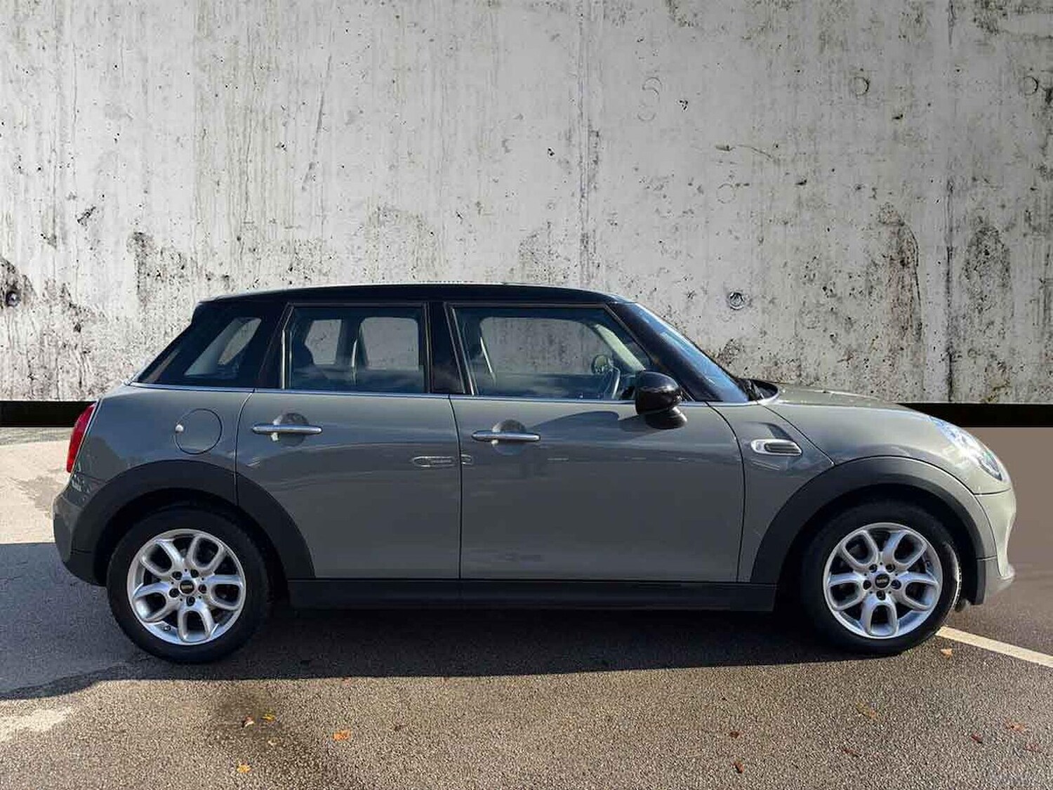Used MINI Hatch 2017 for sale - 76376819: Photo 3