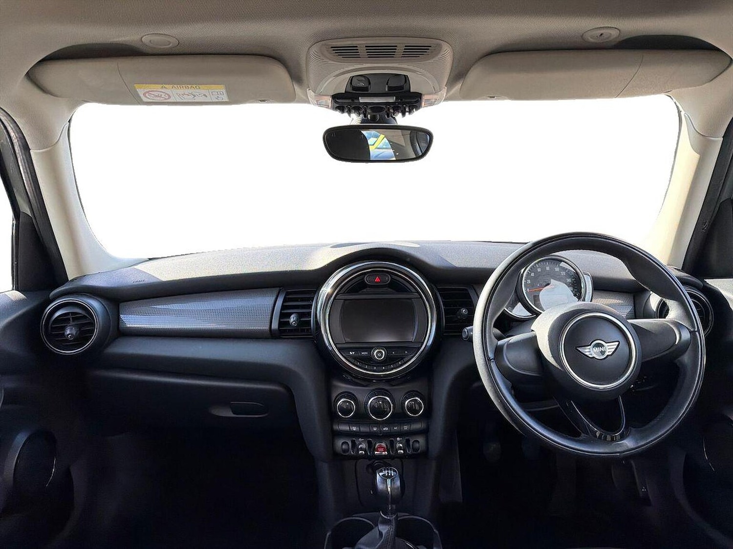 Used MINI Hatch 2017 for sale - 76376819: Photo 8