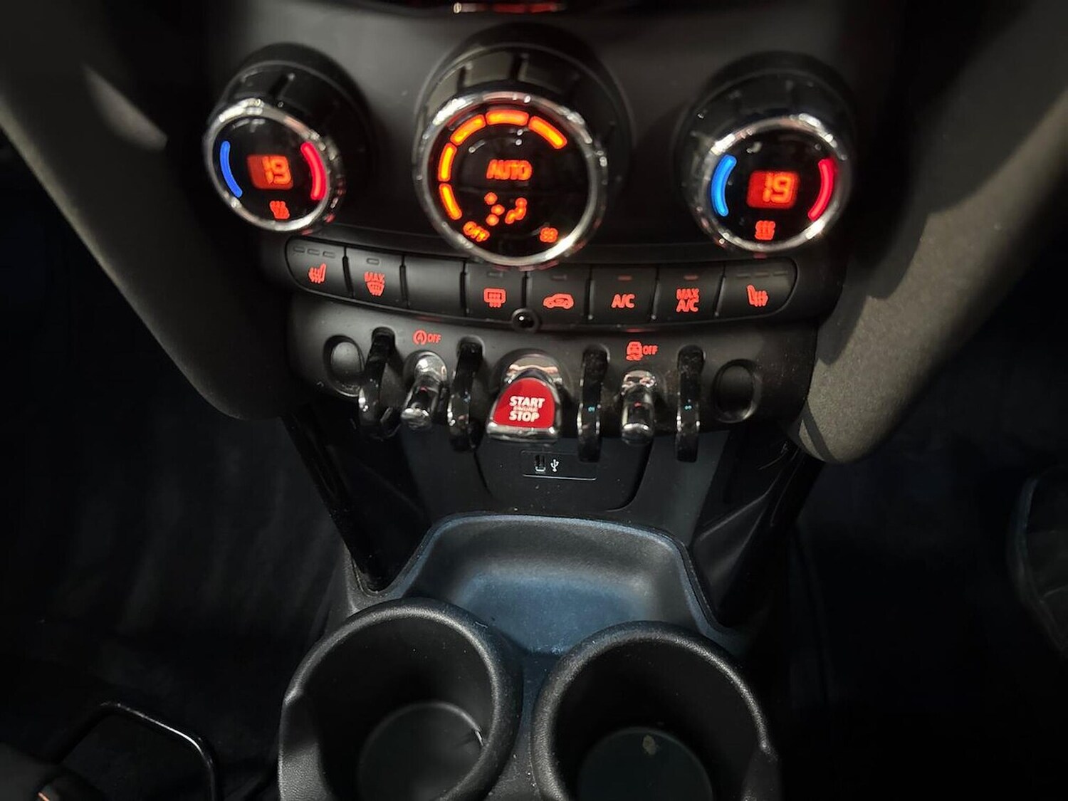 Used MINI Hatch 2021 for sale - 76455292: Photo 12