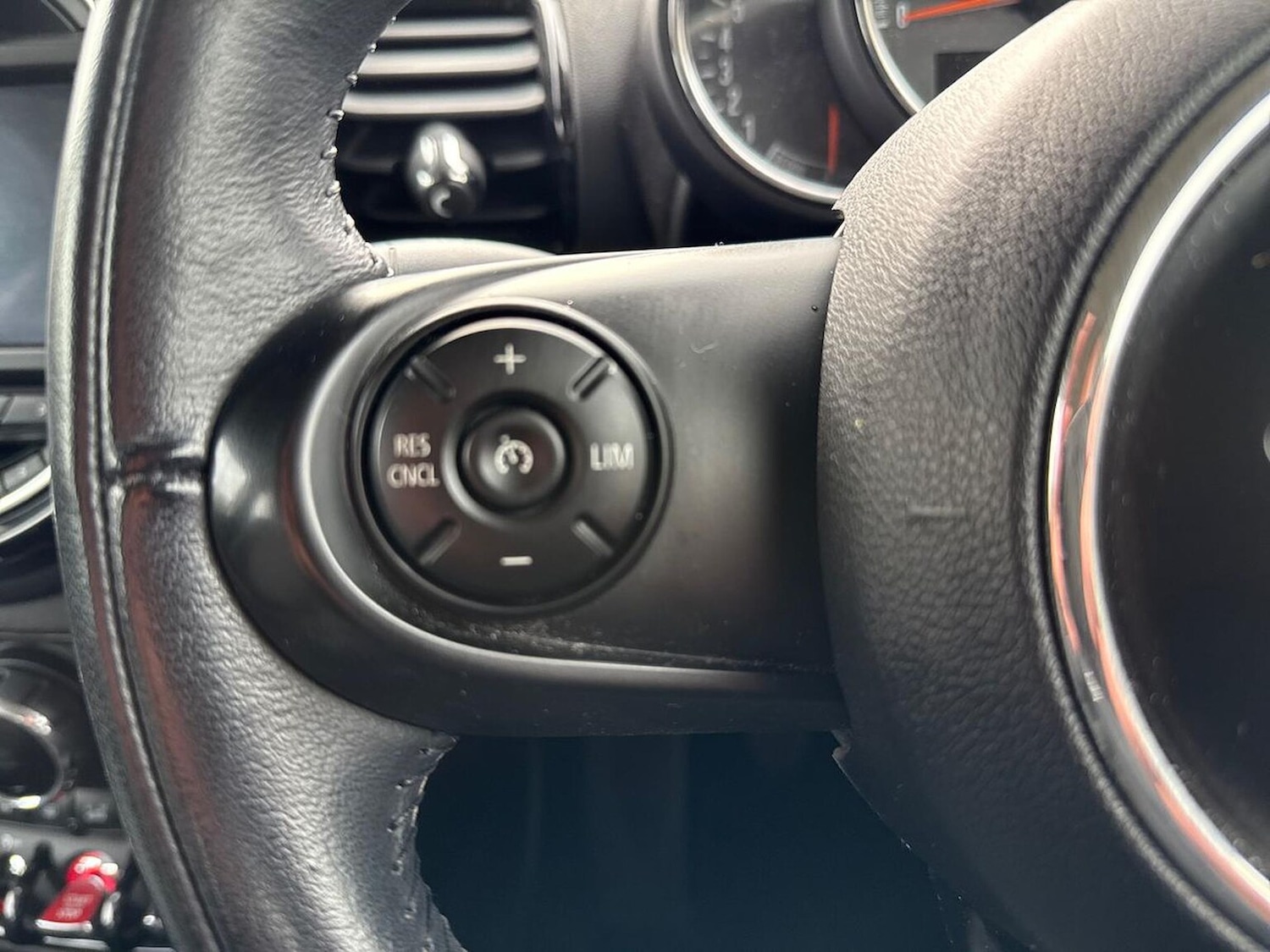 Used MINI Clubman 2018 for sale - 76127164: Photo 26