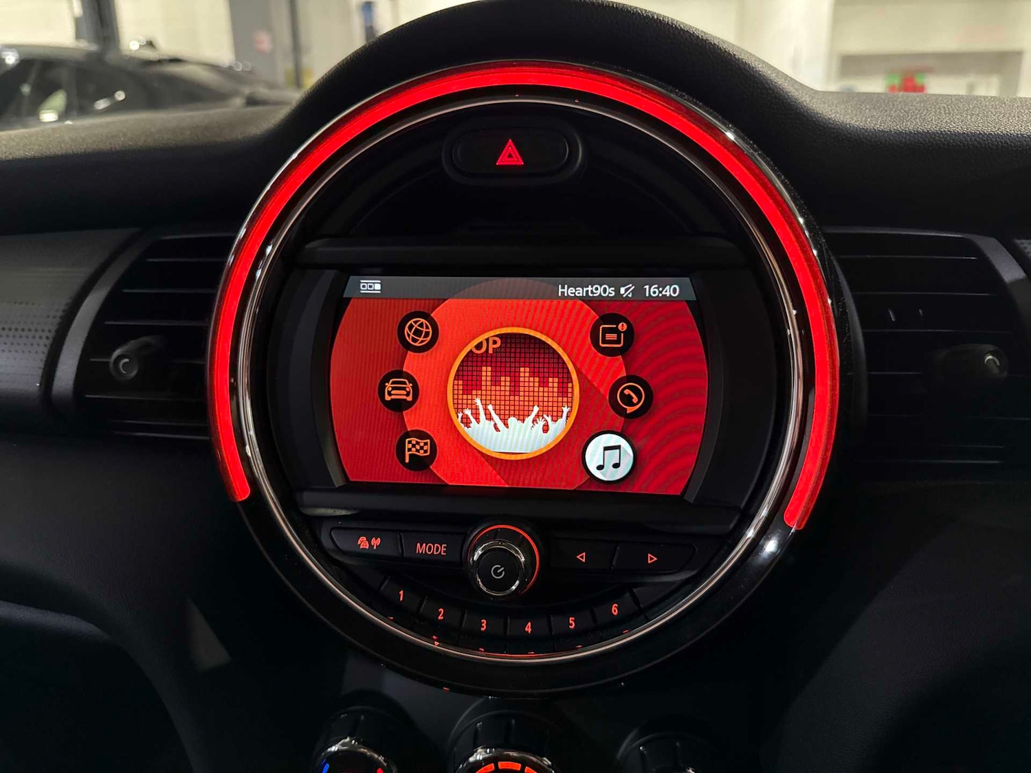 Used MINI Hatch 2019 for sale - 76699459: Photo 11