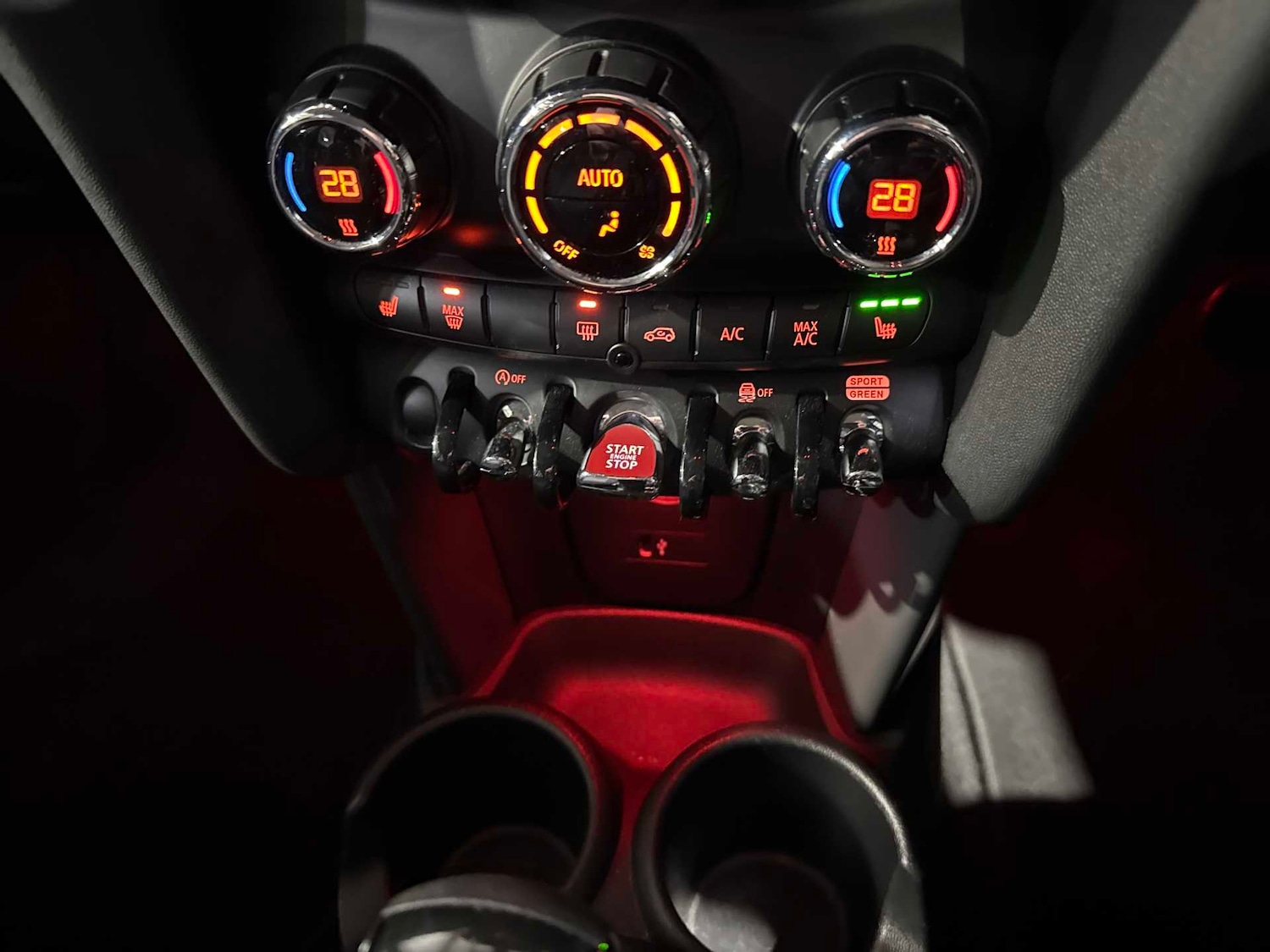 Used MINI Hatch 2019 for sale - 76699459: Photo 12