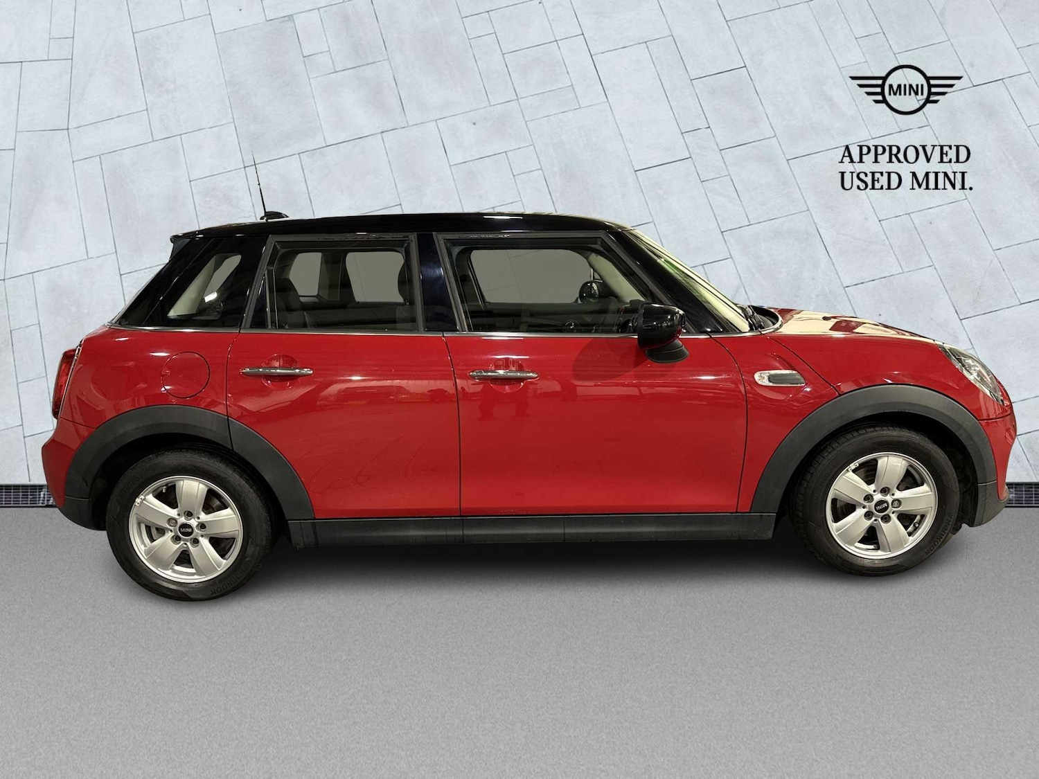 Used MINI Hatch 2019 for sale - 76699459: Photo 3