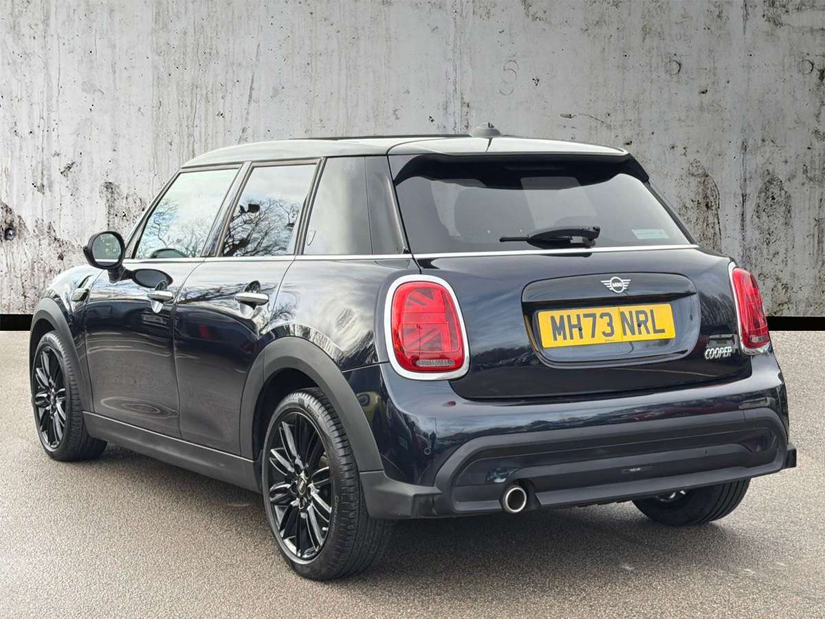 Used MINI Hatch 2024 for sale - 78106394: Photo 2