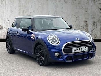 Used MINI Hatch 2019 for sale - 78502512: Photo