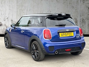 Used MINI Hatch 2019 for sale - 78502512: Photo
