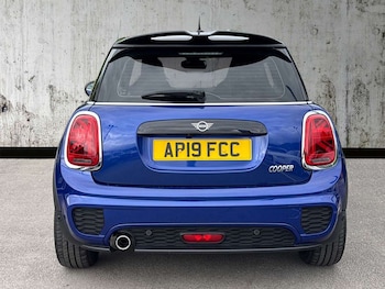 Used MINI Hatch 2019 for sale - 78502512: Photo