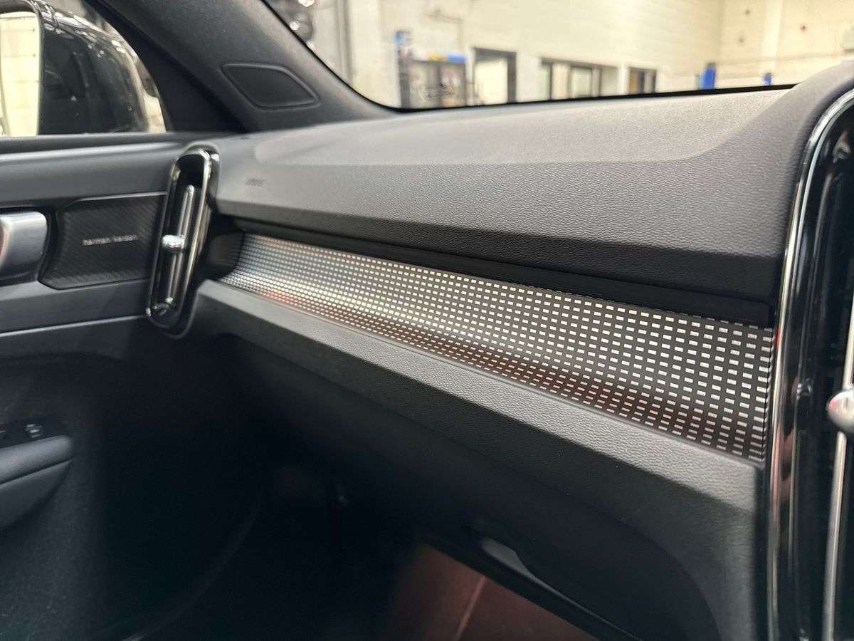 Used Volvo XC40 2021 for sale - 78196215: Photo 24