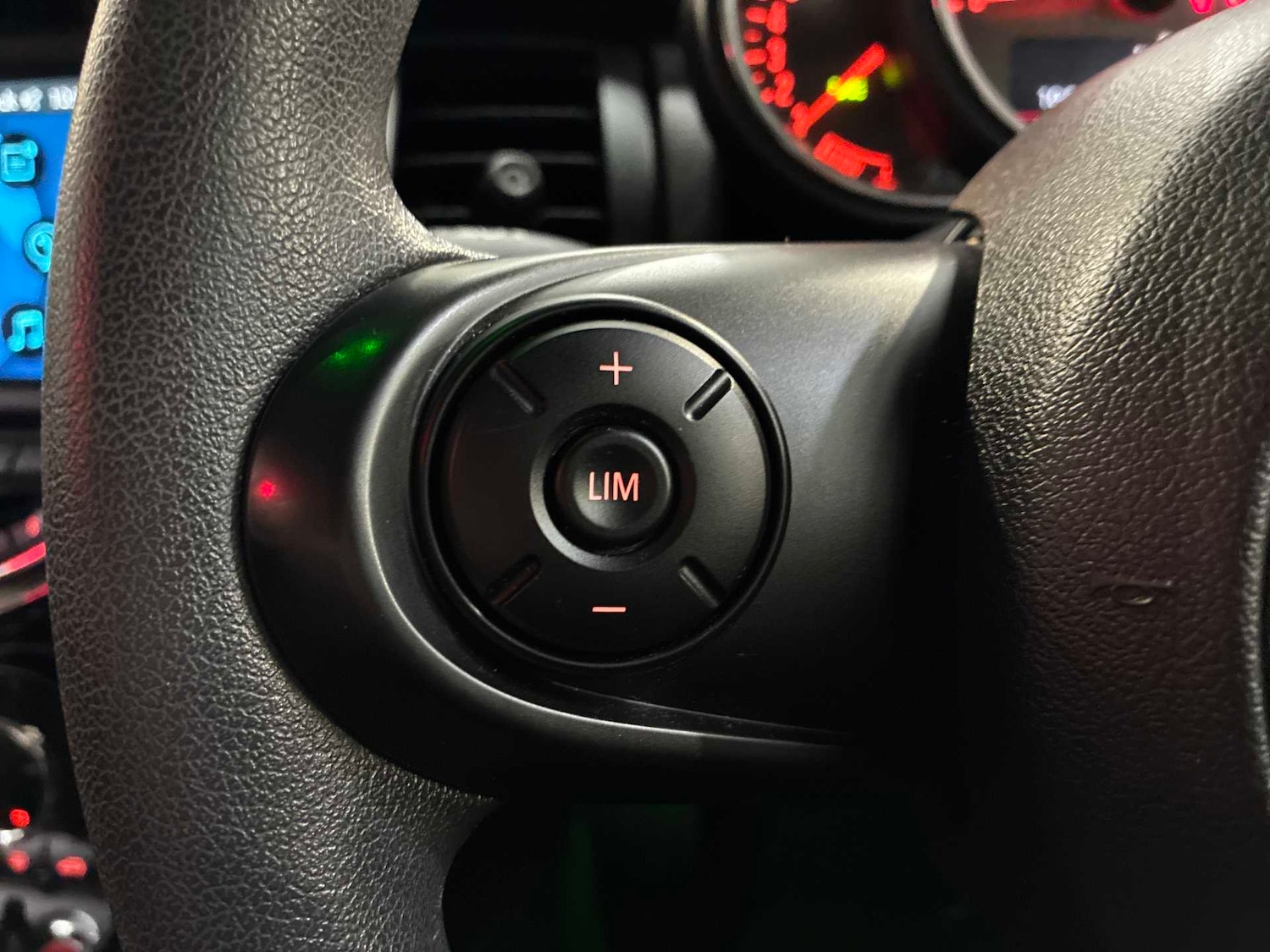 Used MINI Hatch 2019 for sale - 77061615: Photo 25